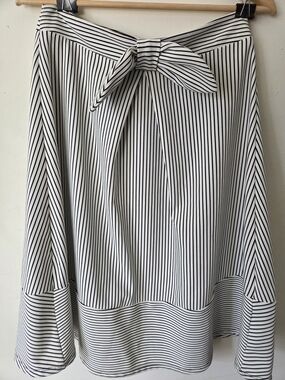 Potter's Pot Black & White Striped Tie-Waist Skirt